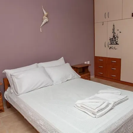 Apartamento Athena's For Families, 50m From The Beach! Ligia