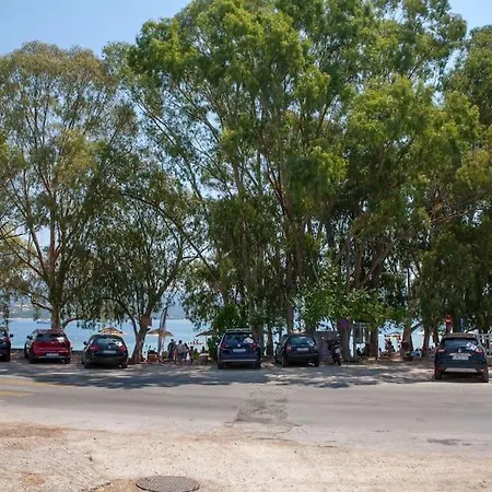 Daire Athena's For Families, 50m From The Beach!