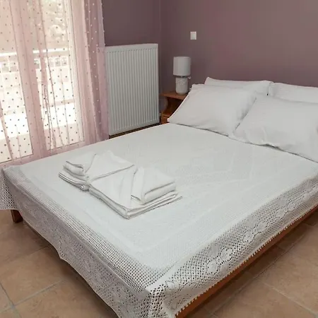 Athena's For Families, 50m From The Beach!