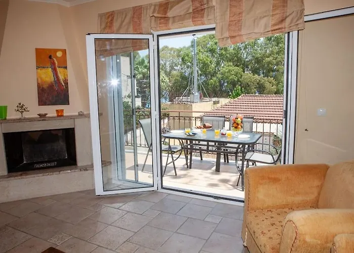 Athena's For Families, 50m From The Beach! Appartamento