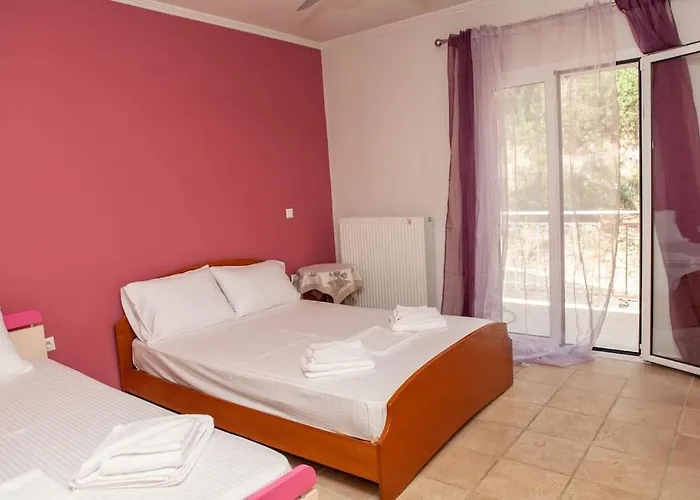 Athena's For Families, 50m From The Beach! Appartamento