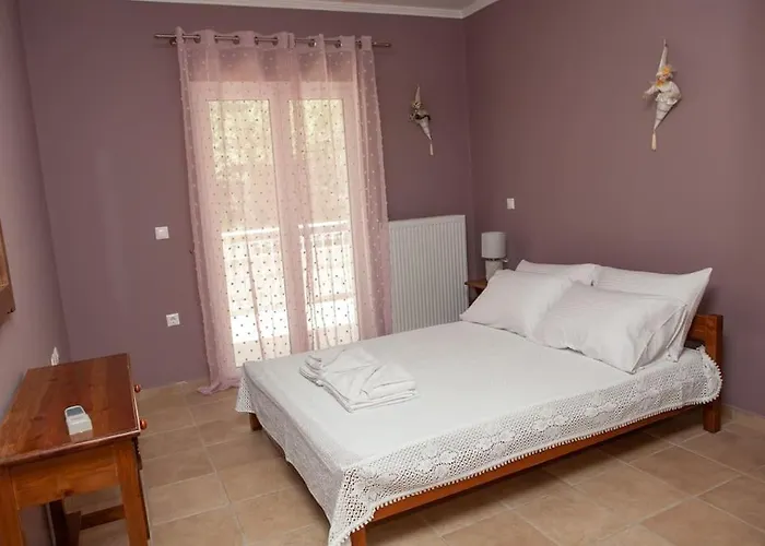 Athena's For Families, 50m From The Beach! Appartamento Lygia (Lefkada)